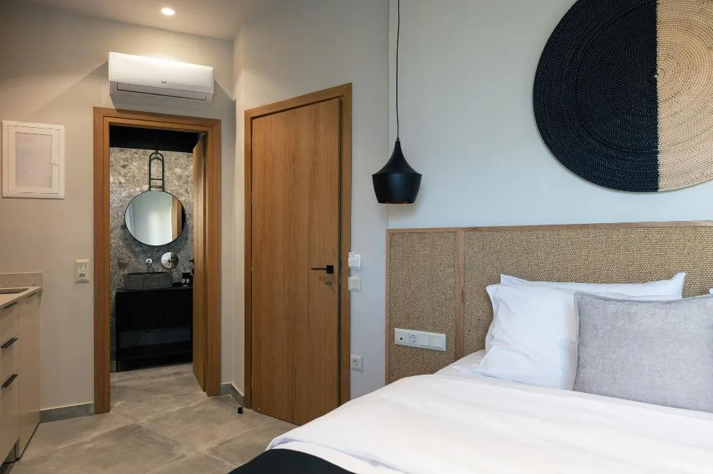 Room, Chapter 02 Gallery Suites, Crete