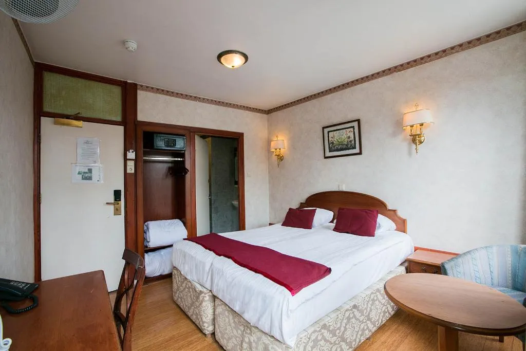 Double or Twin DELUXE Room, Atlanta, Amsterdam