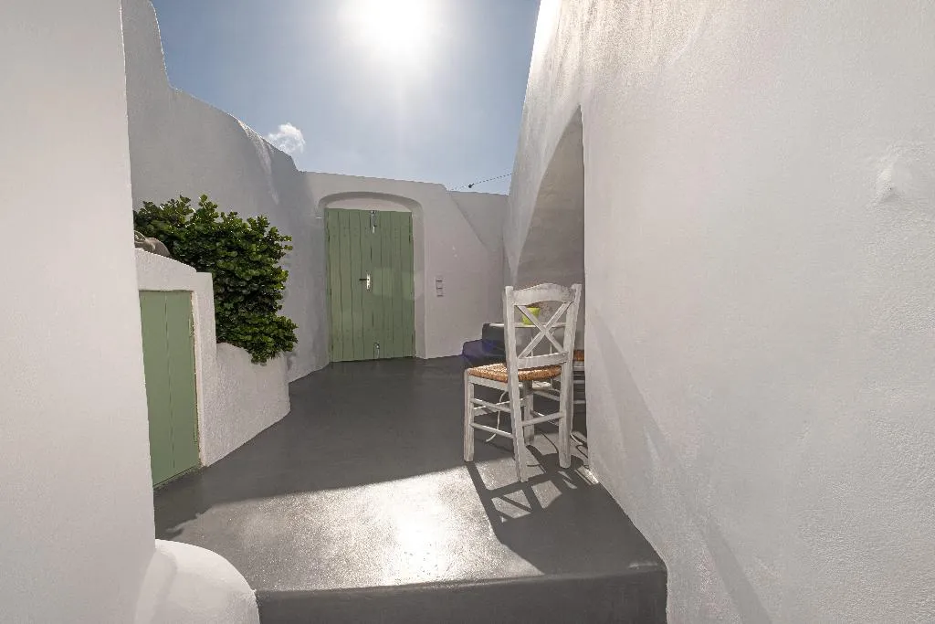 Lobby, White Orchid Cave House & Studio, Santorini