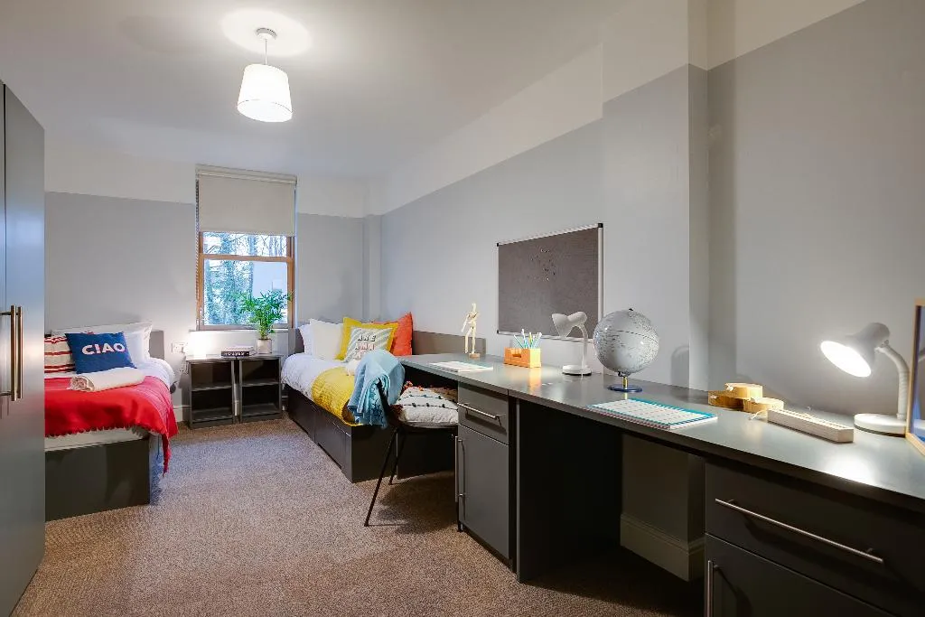 APARTMENT TWO BEDROOMS TWO BATHROOMS Room, 'Griffith Rooms, Dublin
