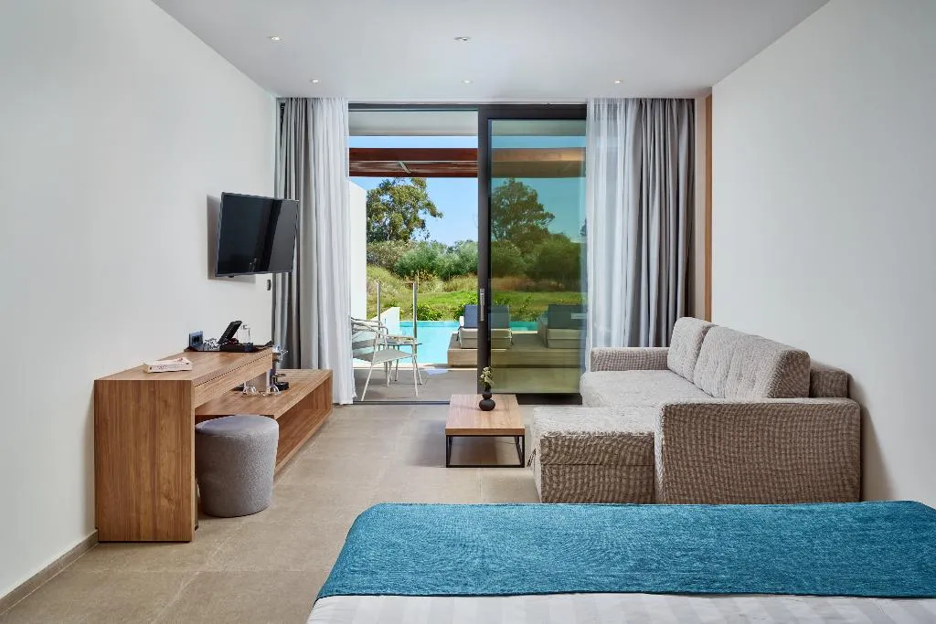 JUNIOR SUITE WITH PRIVATE POOL Room, Gennadi Grand Resort, Rhodes