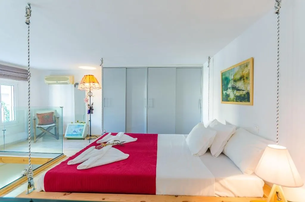 Room, Happiness Apartments, Crete