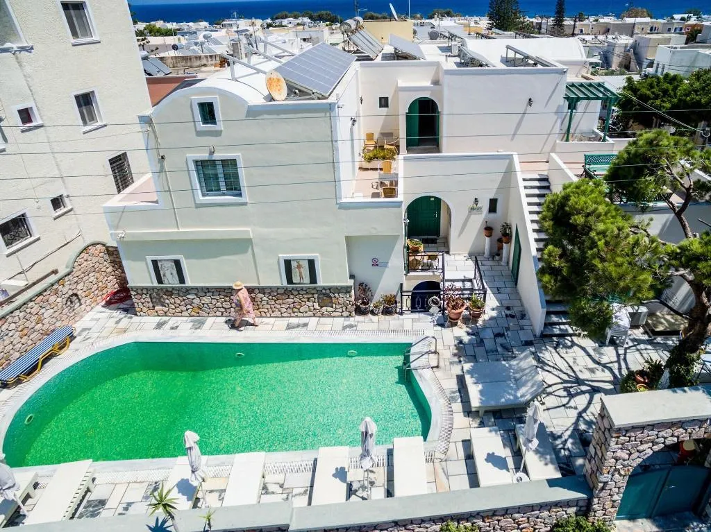 Sports and Entertainment, Ifestia, Santorini