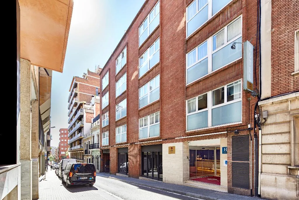 General view, Exe Mitre, Barcelona