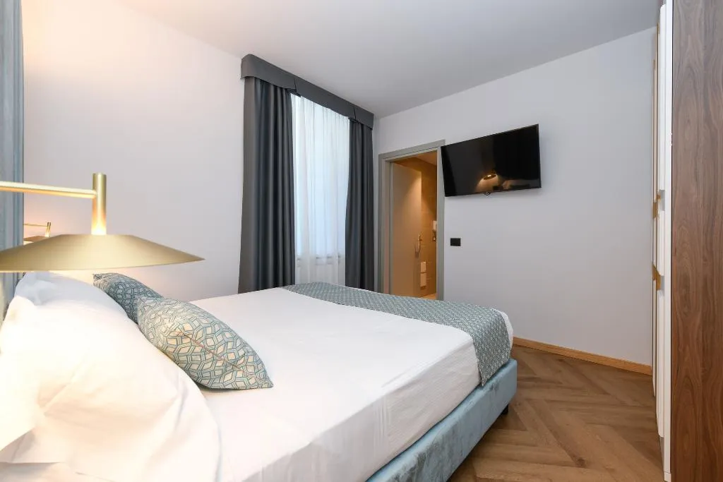 APARTMENT ONE BEDROOM Room, Palazzo Santo Spirito, Milan