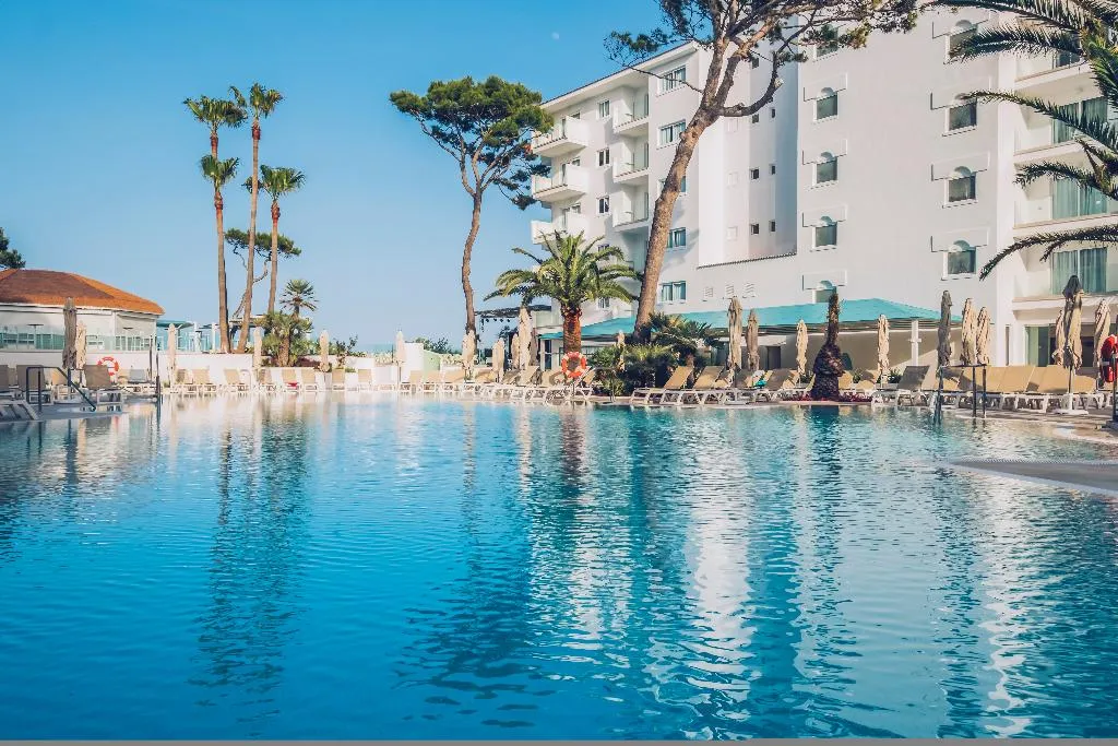 Pool, Iberostar Waves Alcudia Park, Majorca