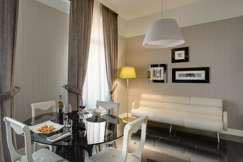 SUITE EXECUTIVE Room, Grand Hotel Palace Rome, Rome