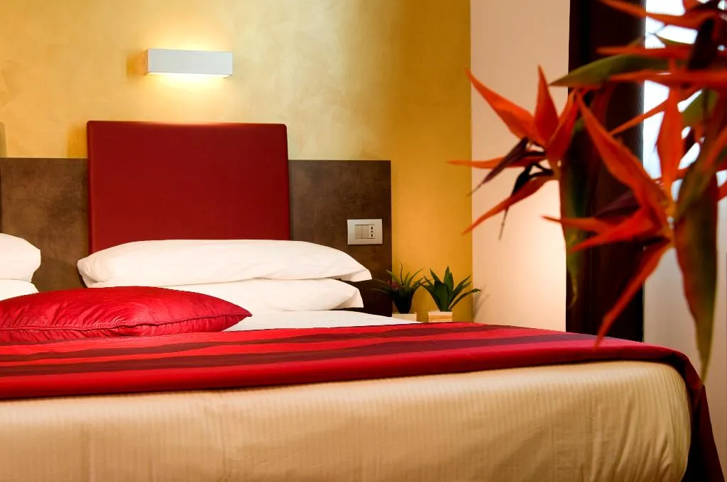 TRIPLE STANDARD Room, Trevi, Rome