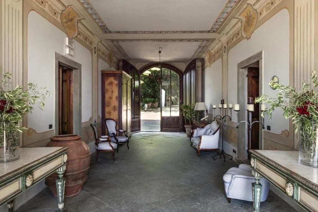 Lobby, Villa La Palagina, Florence