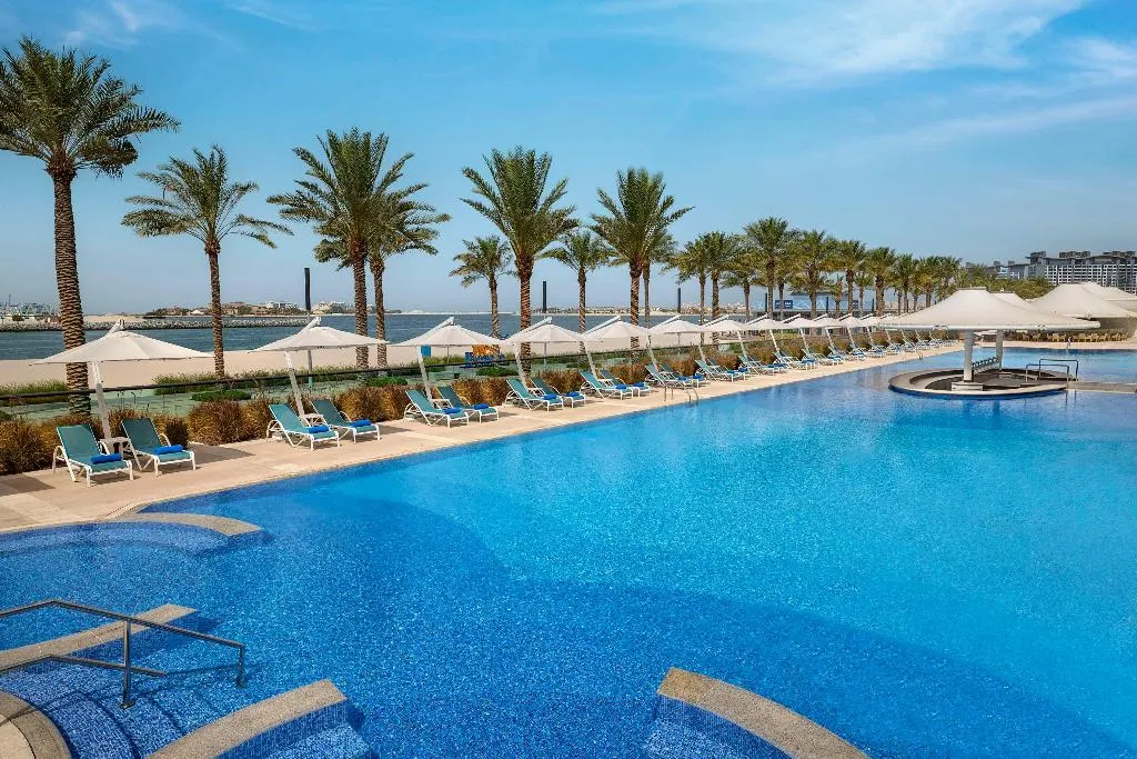 Pool, Hilton Dubai Palm Jumeirah, Dubai