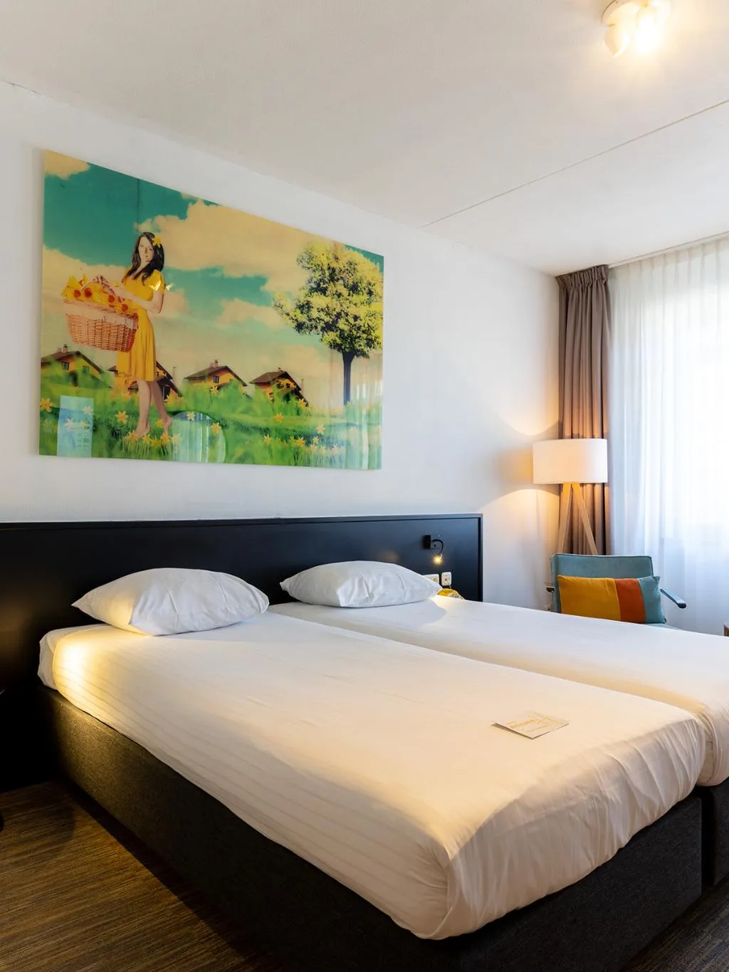 TWIN COMFORT Room, HOTEL ALKMAAR Bar & Restaurant Meeting & Events, Amsterdam
