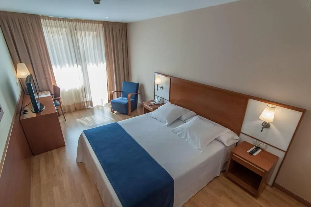 Double or Twin WITH BALCONY Room, RH Sorolla Centro, Valencia