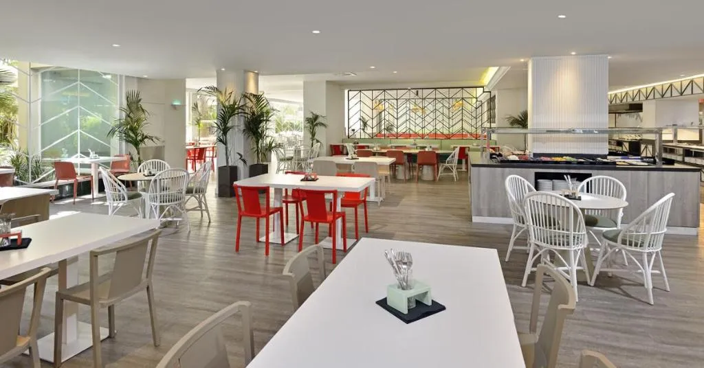 Restaurant, Sol Katmandu Park & Resort, Majorca