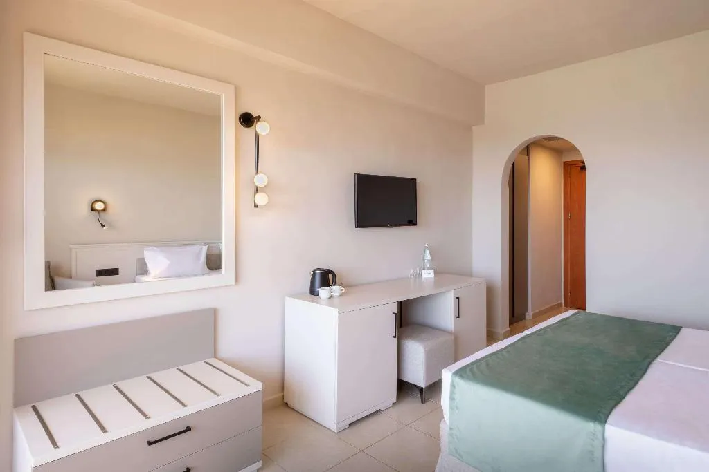 Room SUPERIOR Room, Sol Cosmopolitan Rhodes, Rhodes