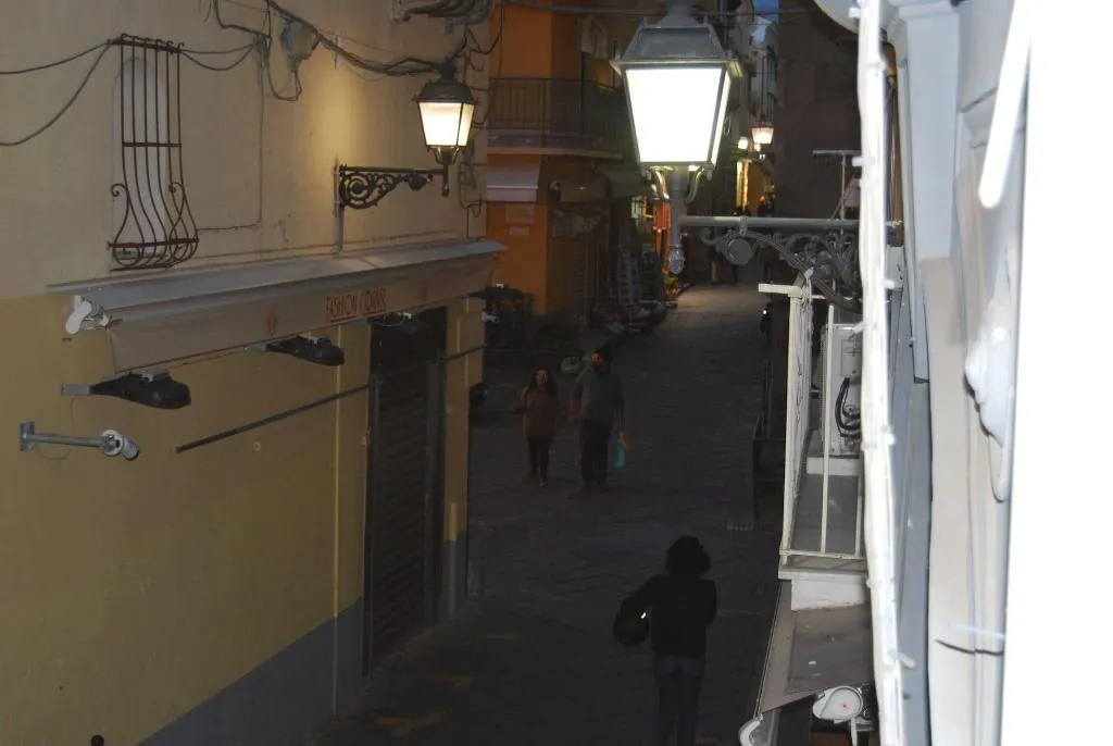 Room, Sorrento Deluxe B B, Naples