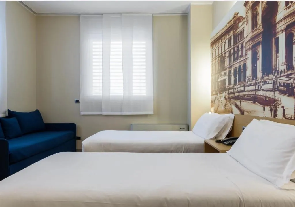 TRIPLE STANDARD Room, B&B Hotel Milano La Spezia, Milan