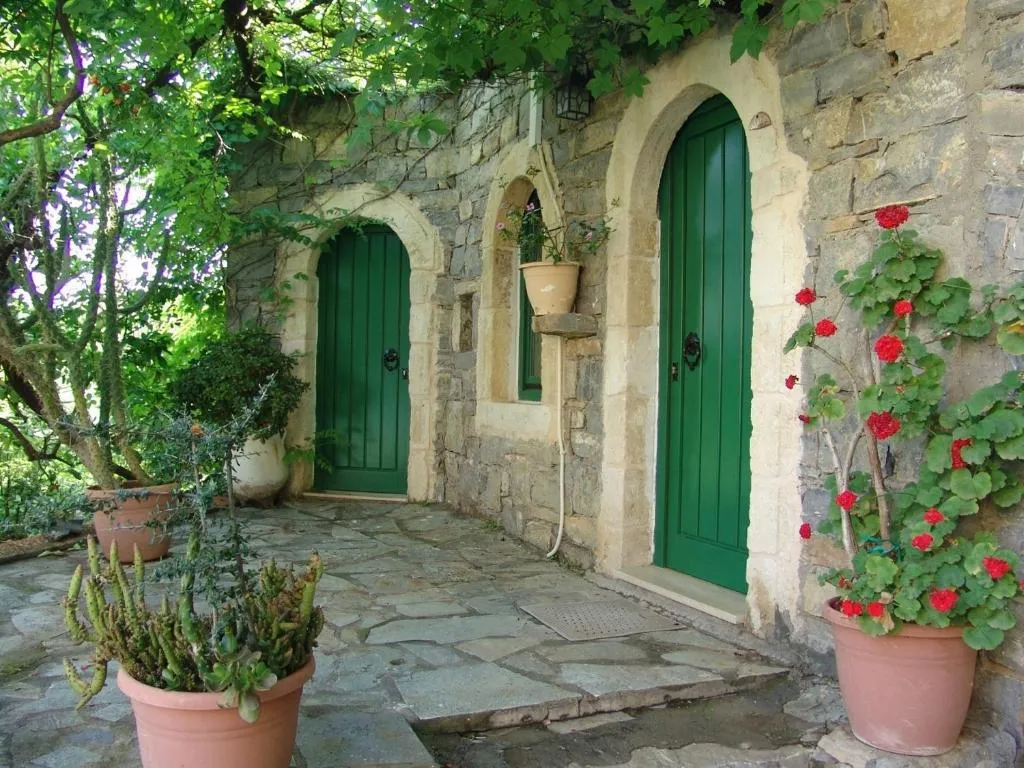 TRIPLE STANDARD Room, Arolithos Traditional Cretan Village, Crete