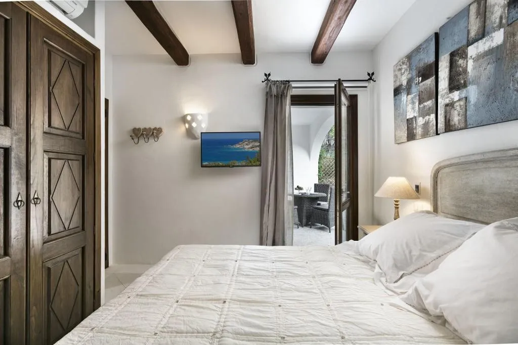 Room, Relais Villa Carola, Olbia