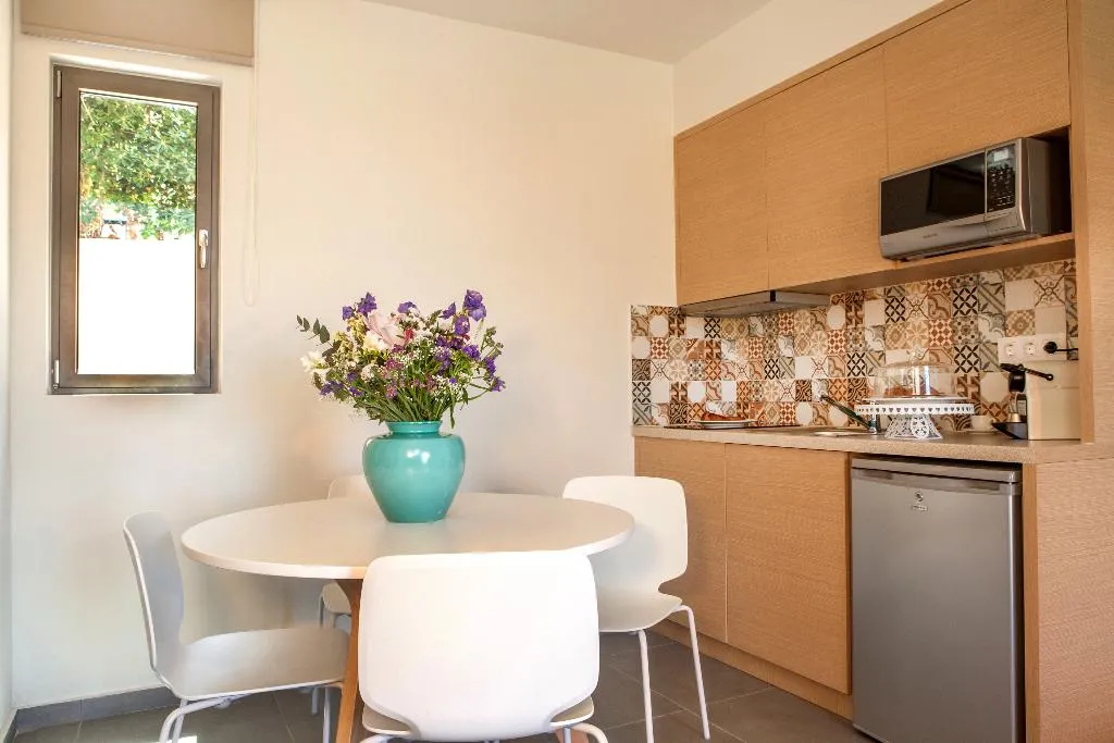 STUDIO GARDEN VIEW Room, Sundance Apartments & Suites, Crete