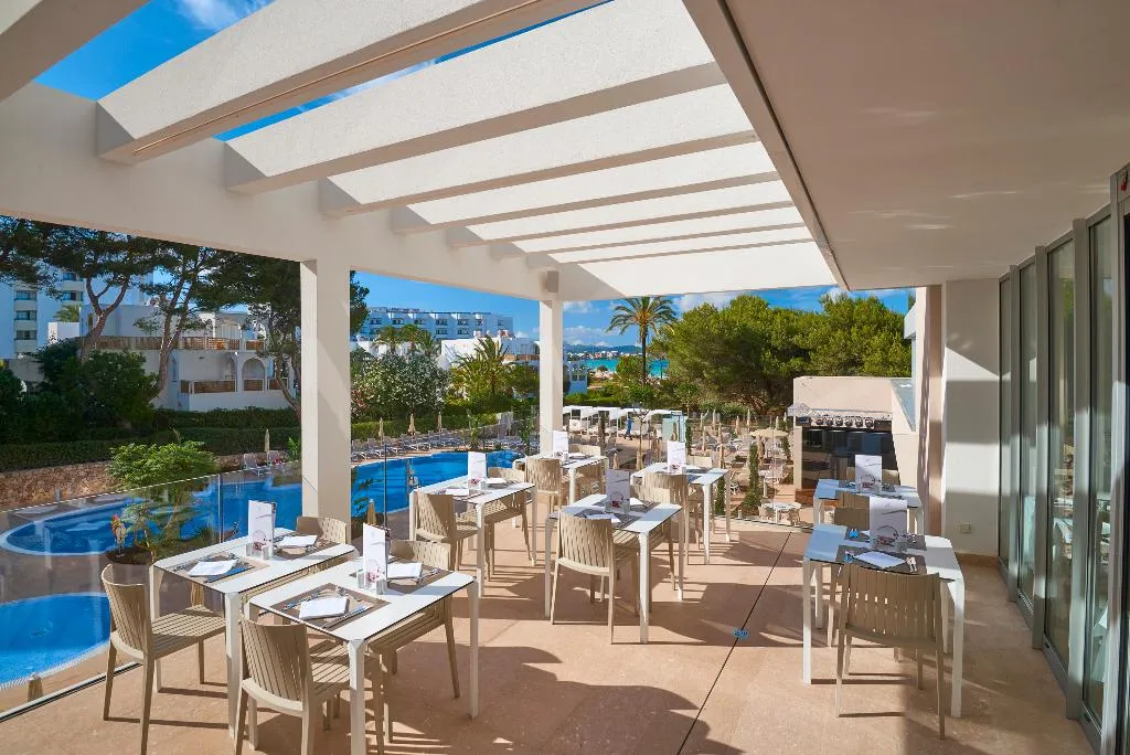 Restaurant, Hipotels Bahia Cala Millor Only Adults, Majorca