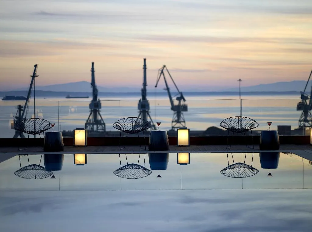 Pool, The Met, Halkidiki