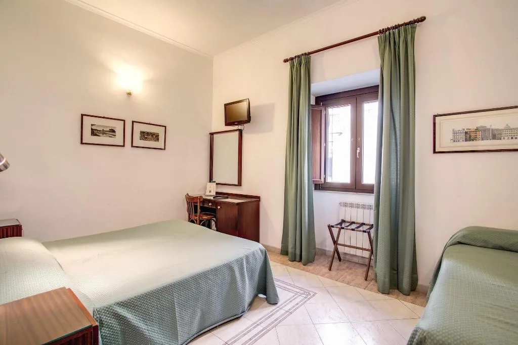 Room, Hotel Primavera, Rome