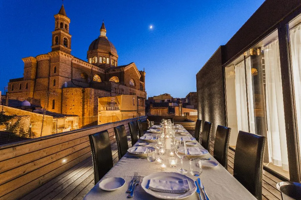 Terrace, Alba Palace Hotel, Catania