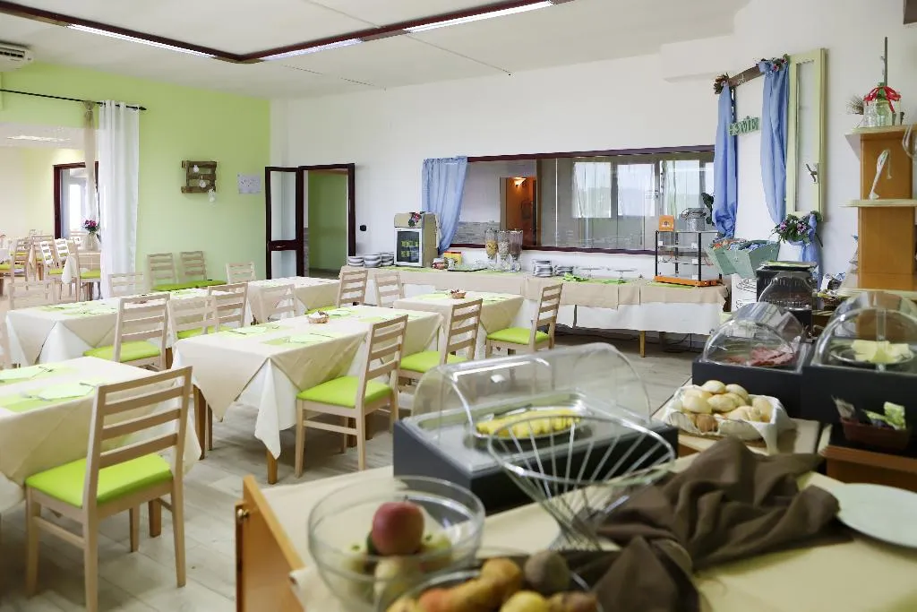 Restaurant, Pegasus, Cagliari