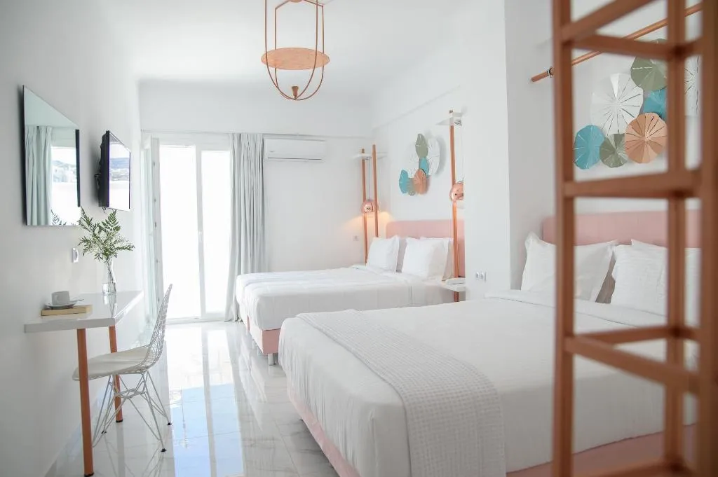 Room, Nama, Mykonos