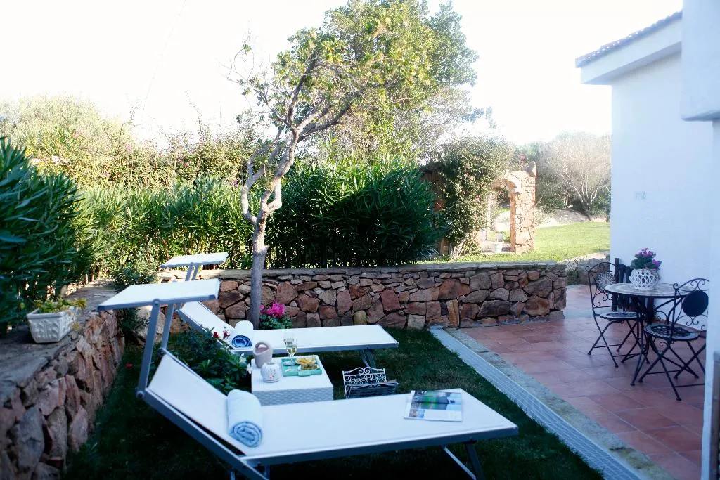 STUDIO CAPACITY 2 Room, Villa Antonina, Olbia