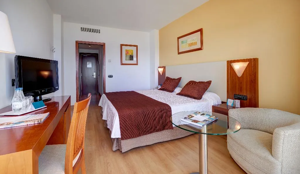 Double or Twin ECONOMY Room, CM Castell de Mar, Majorca