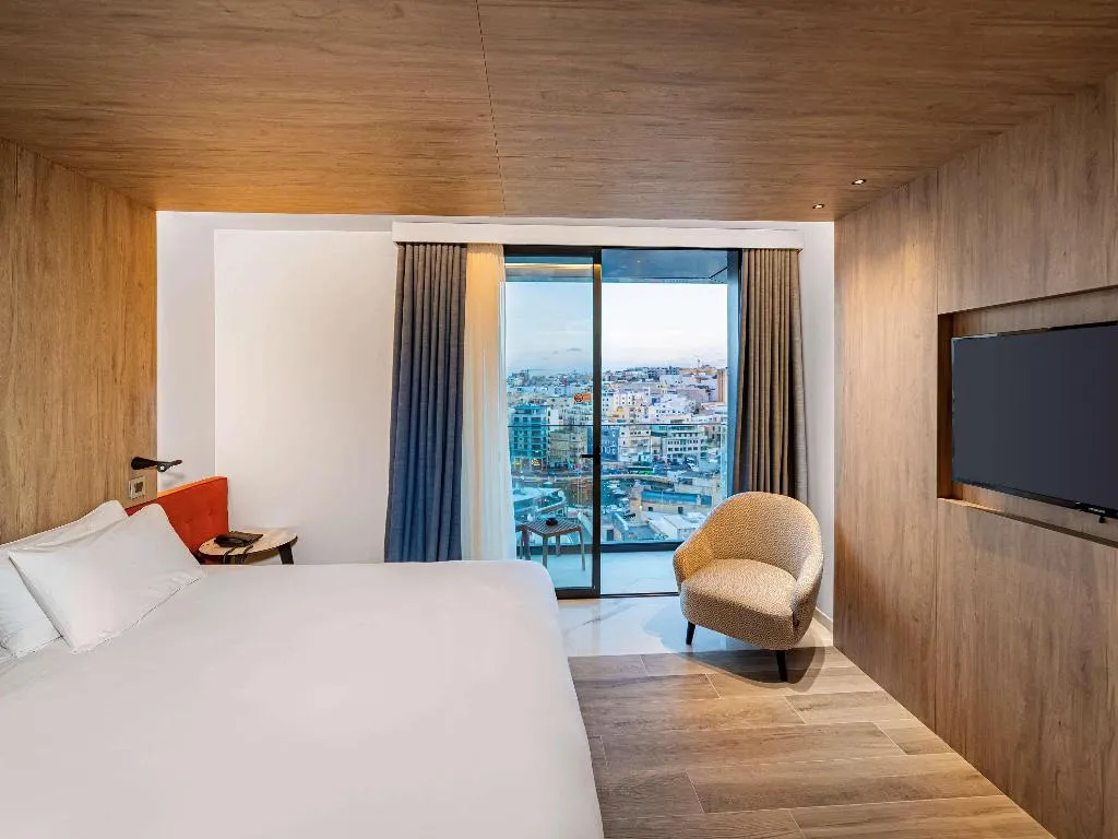 DOUBLE SUPERIOR BAY VIEW Room, Mercure St. Julian's Malta, Malta