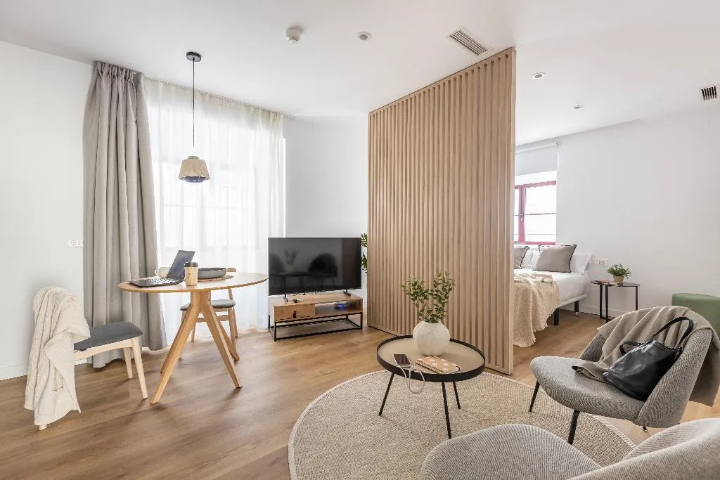 STUDIO STANDARD Room, Libere Ciudad Real, Madrid