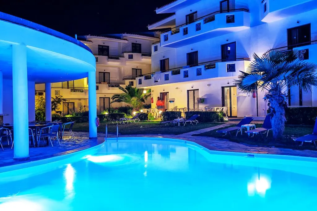 Pool, Xenios Dolphin Beach Hotel, Halkidiki