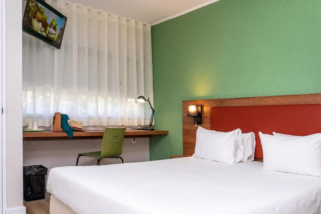 DOUBLE SUPERIOR Room, Campanile Setubal, Lisbon