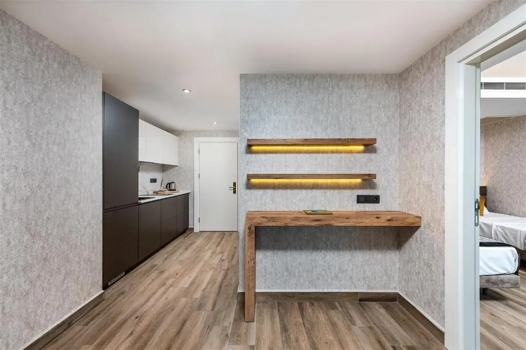 QUADRUPLE STANDARD Room, Elite Luxury Suite & Spa Hotel, Antalya