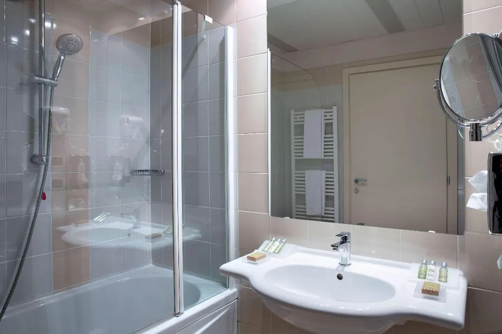 Room, Dolce by Wyndham Milan Malpensa, Milan