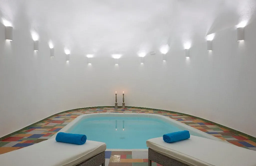Pool, White Santorini, Santorini
