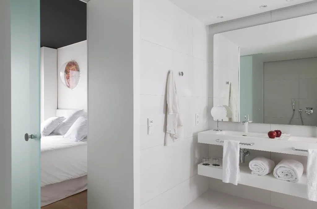 FAMILY ROOM DELUXE Room, Barcelo Sants, Barcelona