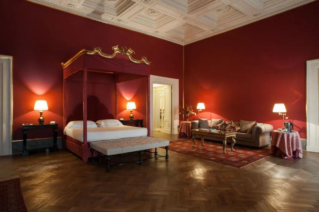 JUNIOR SUITE KING SIZE BED Room, Palazzo Di Camugliano, Florence