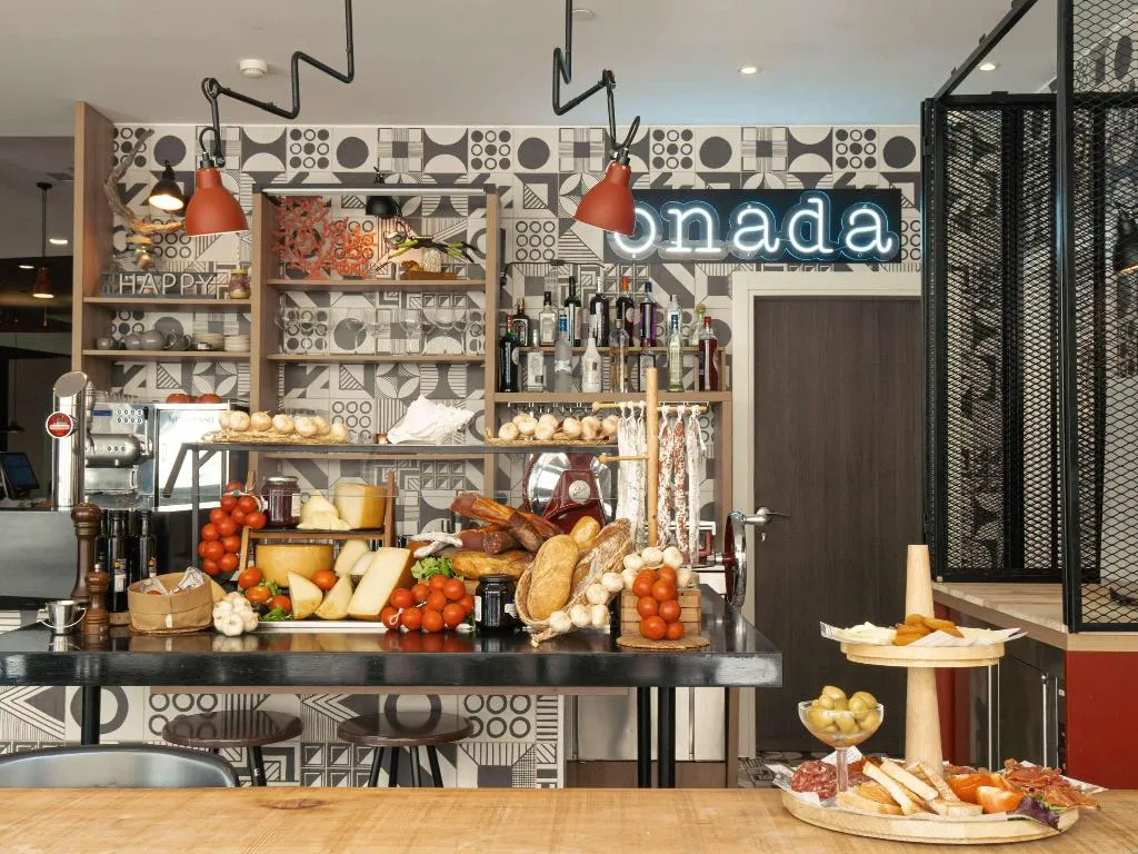 Bar, ibis Styles Barcelona City Bogatell, Barcelona