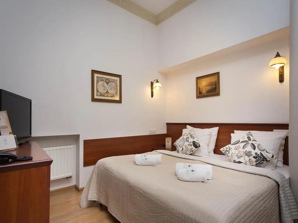Double or Twin STANDARD Room, Ventus Rosa Self Service Apartments, Krakow