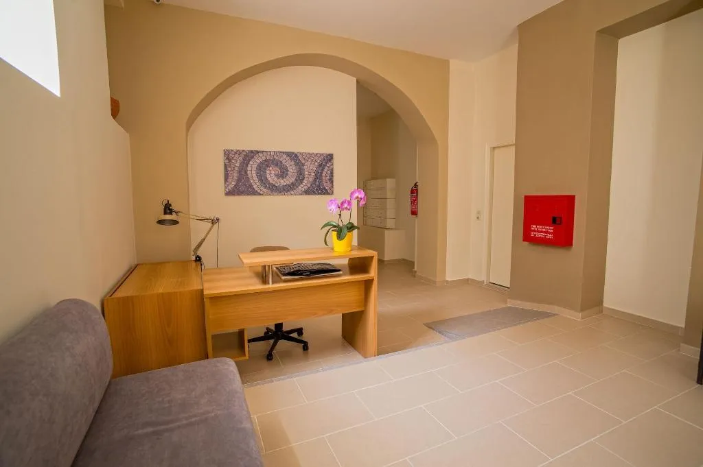Lobby, Orpheus Studios, Kos