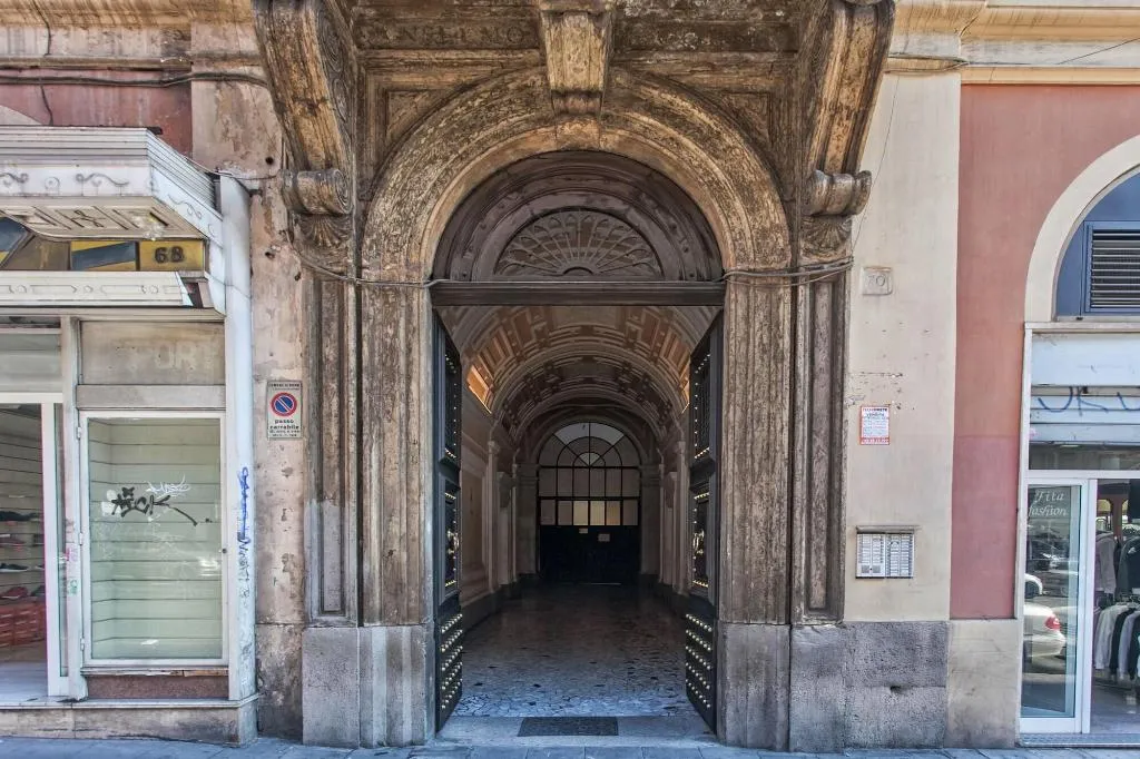 General view, Domus Napoleone, Naples