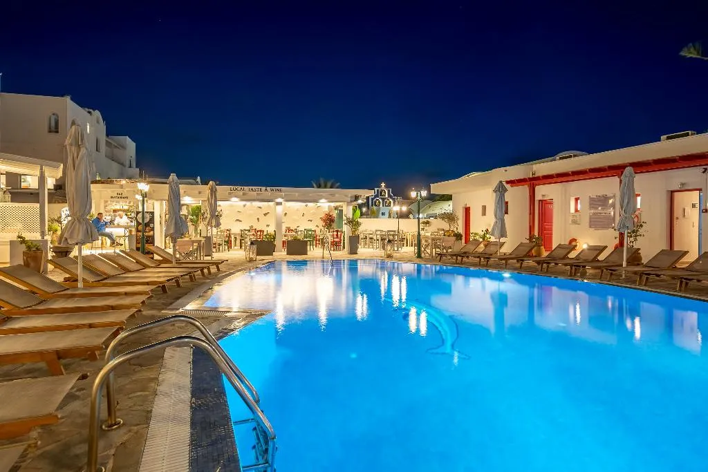 Pool, Mathios Village, Santorini