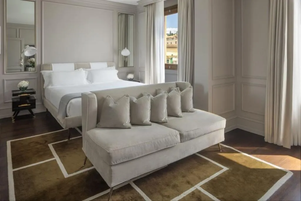 SUITE PRESTIGE Room, Portrait Firenze, Florence