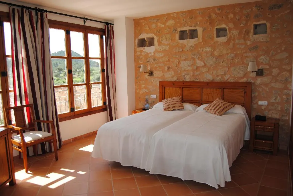 Room, Hotel Rural Es Riquers, Majorca
