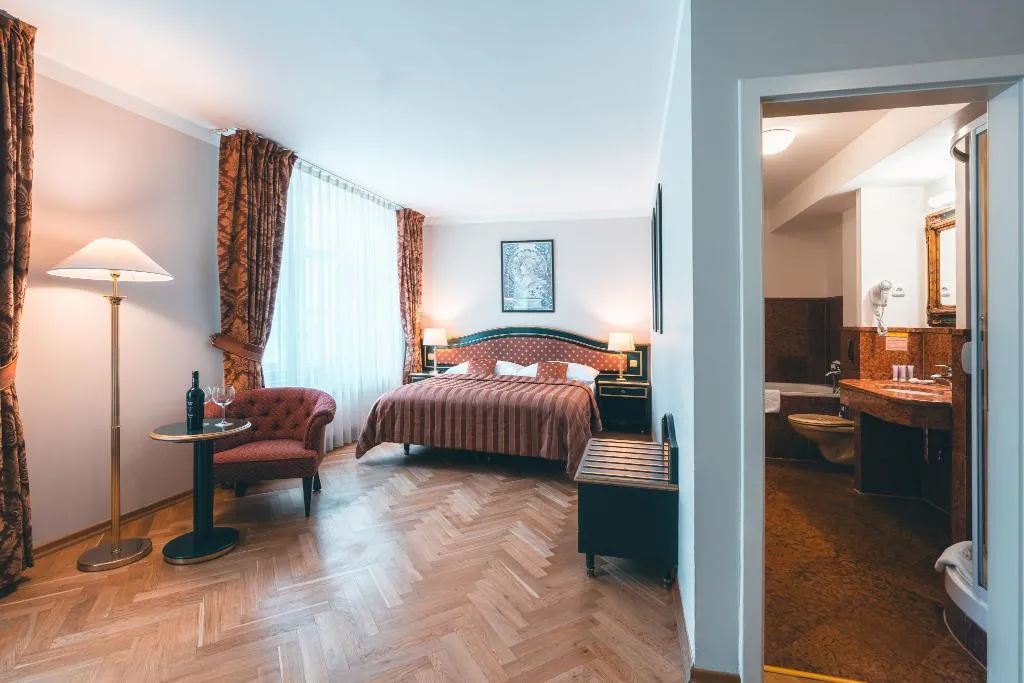 Double or Twin STANDARD Room, Elysee Hotel Prague, Prague
