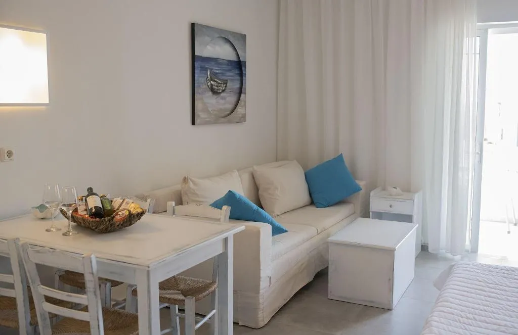 Room, Niriides Hotel, Crete