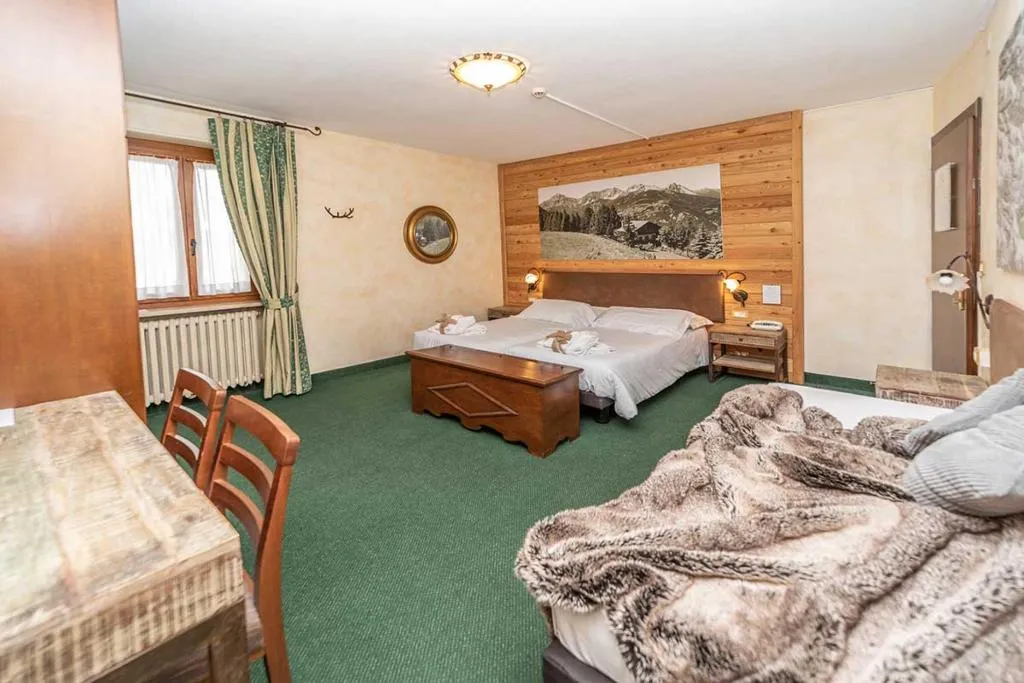TRIPLE SUPERIOR Room, Hotel Gran Baita, Milan